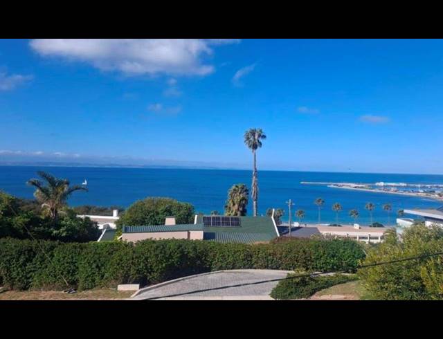 3 BEDROOM HOUSE FOR SALE IN SANTOS BAY